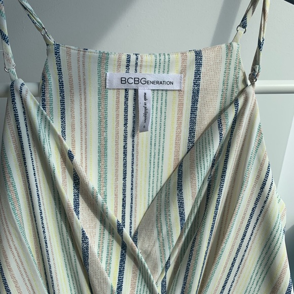 BCBG Lightweight Stretchy Summer Dress Size S - Picture 2 of 4